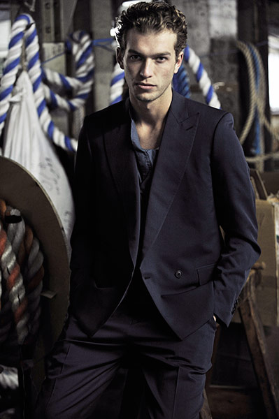 Key trends: casual suits: Light gabardine jacket