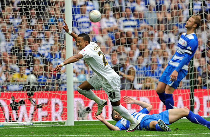 Swansea City v Reading: Sinclair goal 2