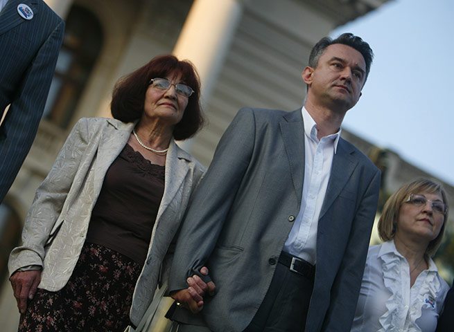 Ratko Mladic: 29 May 2011: Pro-Mladic Supporters Demonstrate In Belgrade