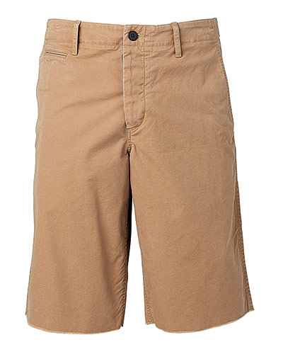 Men's holiday fashion: Chino shorts