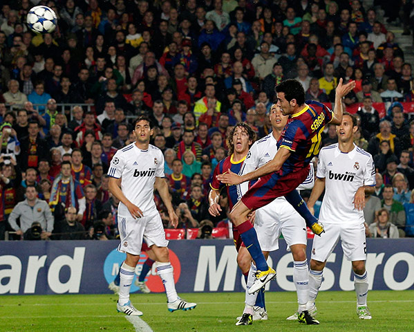 Barcelona v Real Madrid: Barcelona's Sergio Busquets misses an easy header against Real Madrid 