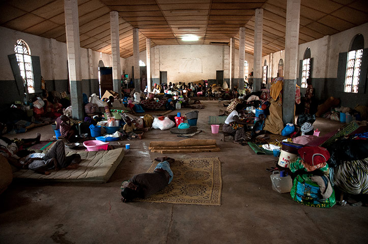Ivory coast: Displaced families living without shelter 