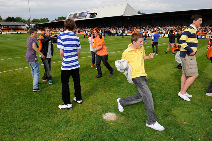 Barnet v Port Vale: Happy Barnet fans re-enact the winning penalty