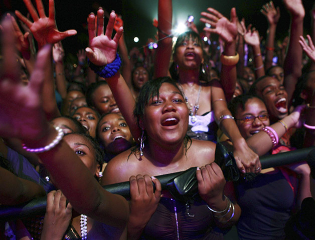 24 hours in pictures: Pigeon Island, St Lucia: Fans react to singer Trey Songz