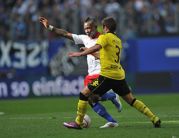 Top 50 transfer targets: Eljero Elia of Hamburg is challenged by Mario Goetze of Borussia Dortmund
