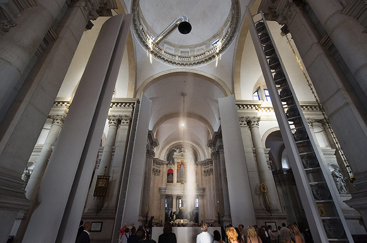 Venice biennale: Anish Kapoor's Ascension 