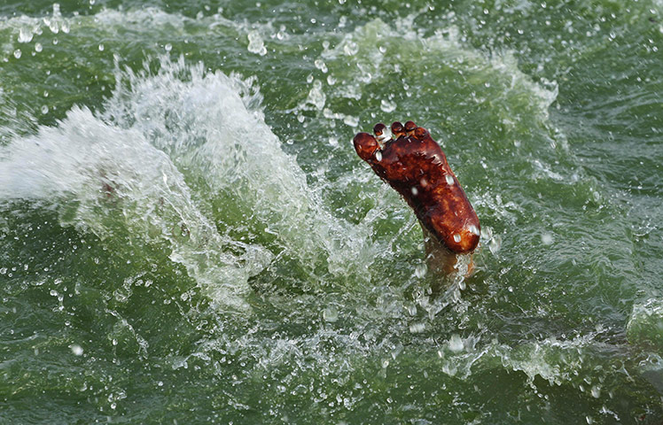 24 Hours in Pix: Urs Festival