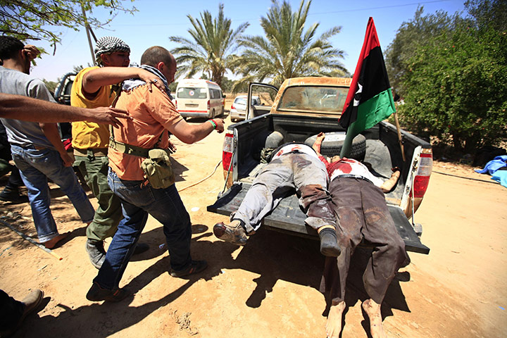 24 Hours in Pix: Casualties in Misrata