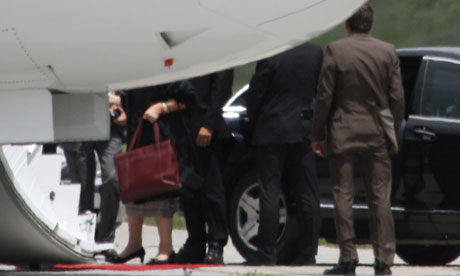 Bilderberg 2011: Handbags at Dawn Queen Beatrixs legs 007