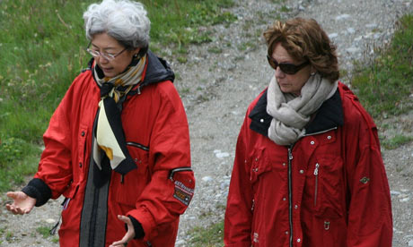 Bilderberg 2011: Handbags at Dawn Ying and Kroes 007