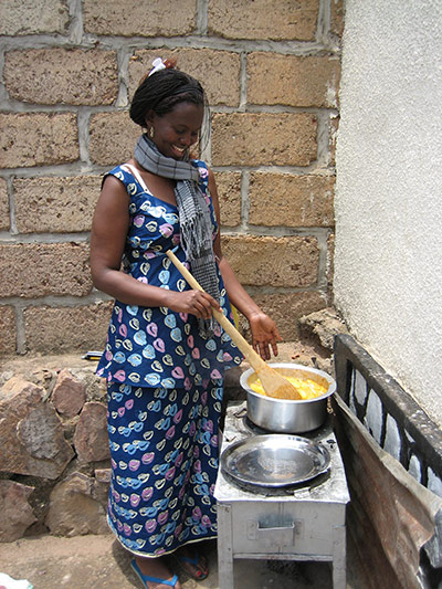 Ashden Awards: International finalists 2011 : AJDR Cooperative Rwanda