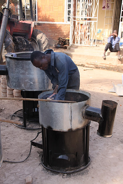 Ashden Awards: International finalists 2011 : Ugastove Ltd. Uganda