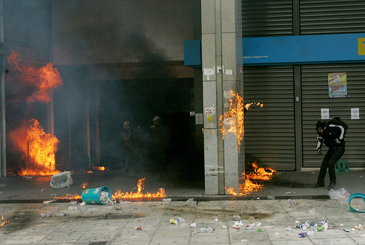 protests in greece: Police Clash With Protestors During General Strike