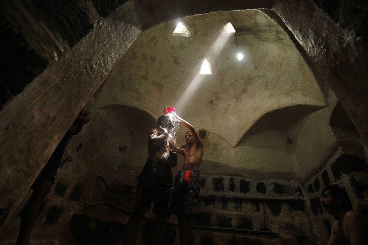 24 hours in pictures: traditional steam bath in Sana'a