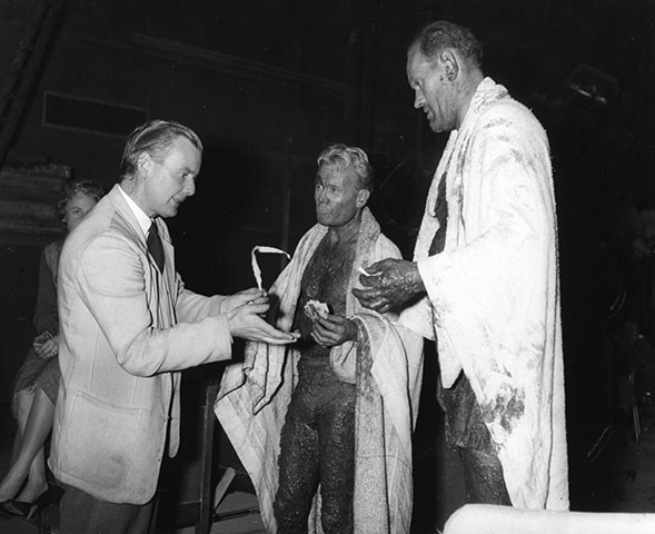 Ice Cold in Alex: Ice Cold in Alex