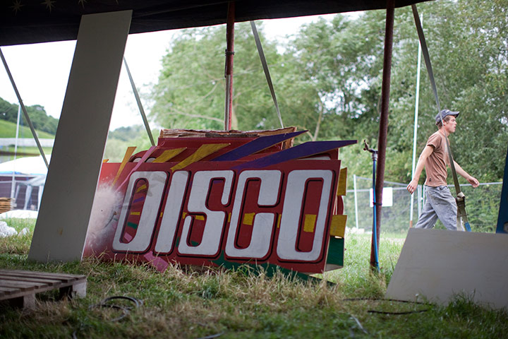 Glastonbury preparations: Silent Disco, Glastonbury Festival build-up