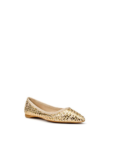 fearless gallery: gold pumps