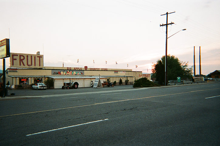 Week in pics: Fink: Fruit shop