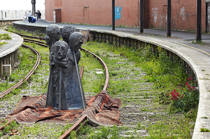 Folkestone Triennial: Rug People by Paloma Varga Weisz