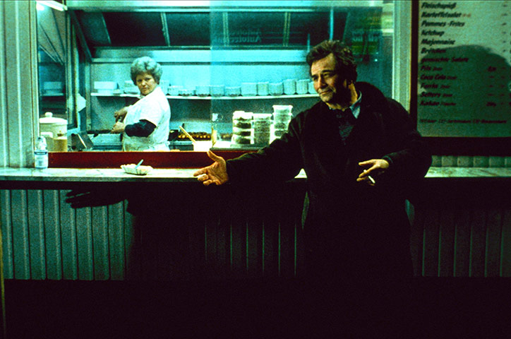 Peter Falk: US Actor Peter Falk dies aged 83