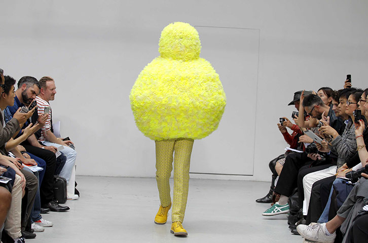 24 Hours In Pix: Paris Fashion Week