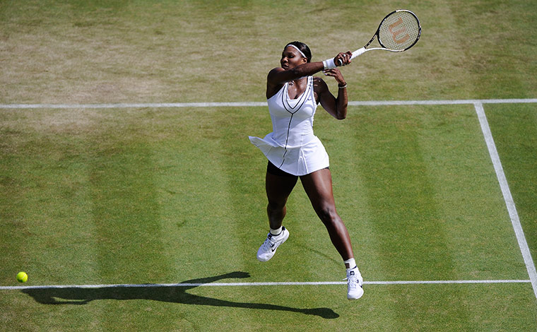 Wimbledon day 6: Serena Williams returns