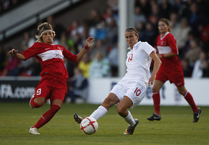 women's football: Soccer - Woman's World Cup Quailifier - England v Turkey - Banks' Stadium