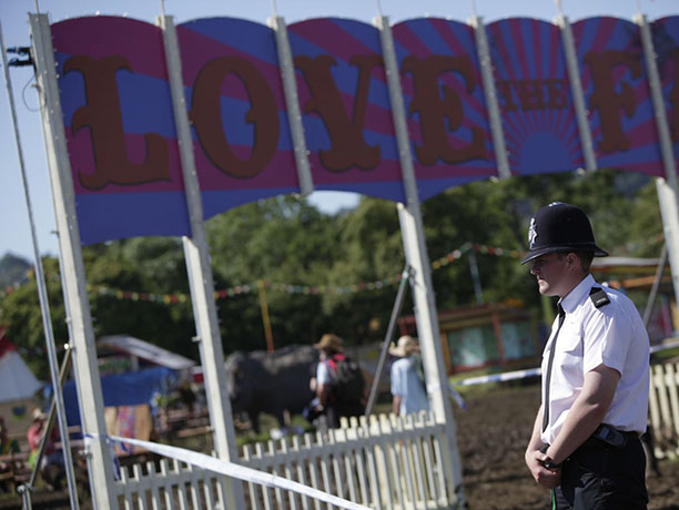 Glastonbury day 5 : Glastonbury 2011: police