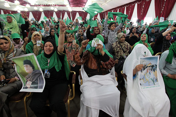 Gaddafi's female soldiers: Gaddafi's female soldiers