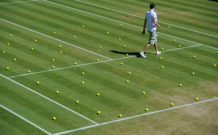 Wimbledon Day Seven: Wimbledon tennis day seven, hawk eye testing