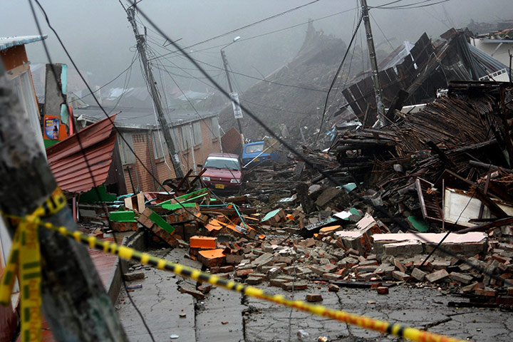 2010 Extreme Weather: Colombia floods and lanslide