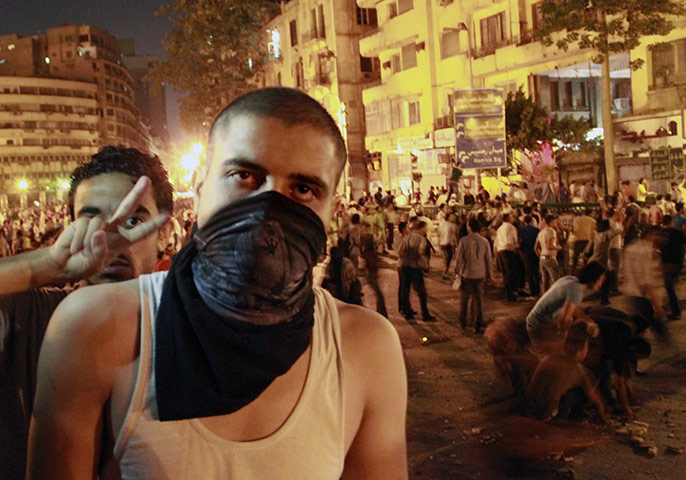 Cairo Clashes: Riots in Tahir Square in Cairo