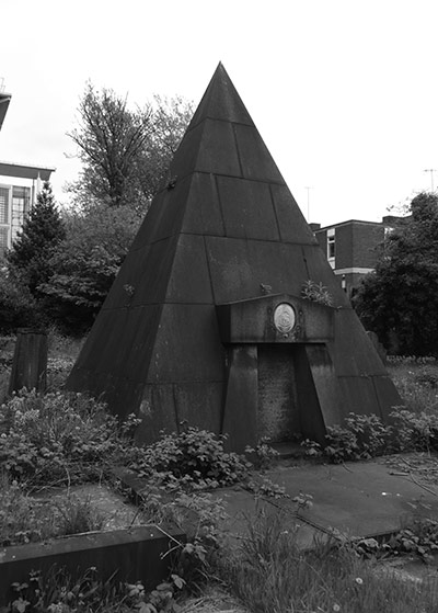 Exhibitionist 0406: Paul Rooney