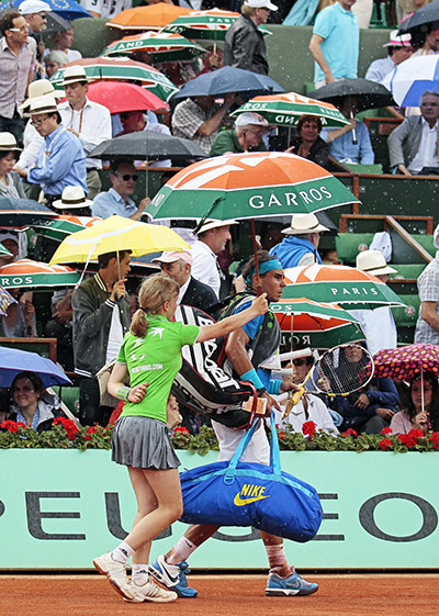 French open final: Rain delay