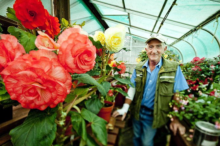 Blooming Britain: Mr MacDonald Baird, Burnbank Street, Darvel, Scotland