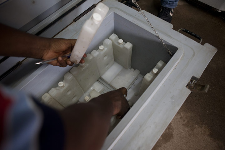 Vaccination: in Liberia