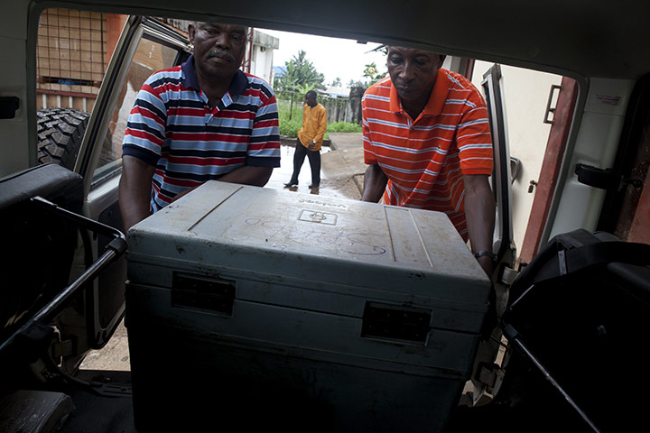 Vaccination: in Liberia