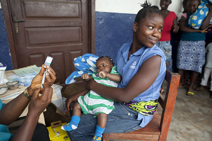 Vaccination: in Garzon, Liberia