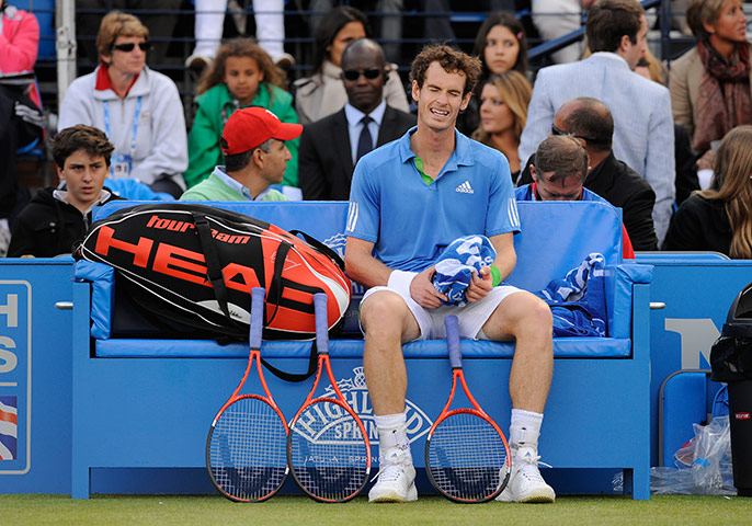 Queens tennis: Andy Murray seems to be in pain during a changeover