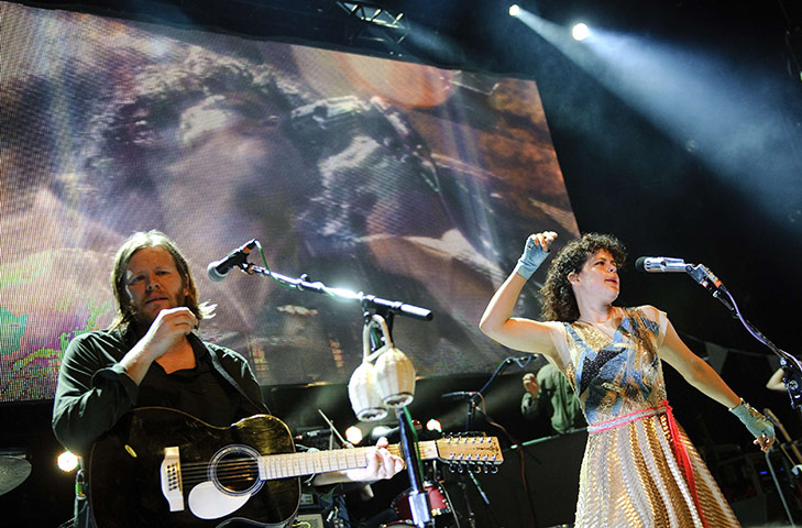 Sunday festivals : Sunday festivals around the globe