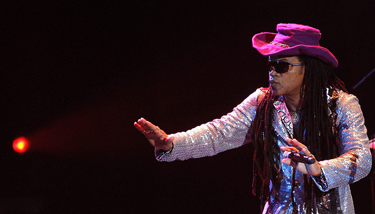 Sunday festivals : Sunday festivals around the globe