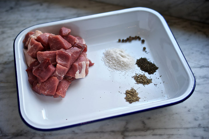 How to make scotch eggs: Scotch egg 1