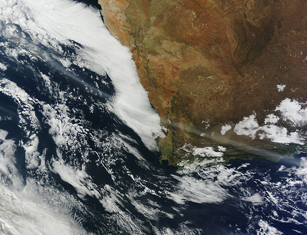 Satellite Eye on Earth: Ash from Puyehue-Cordon Callue Volcano Complex in Chile over South Africa