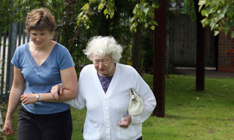 Caroline Spruce and her mother Thelma Lee who suffers from dementia.