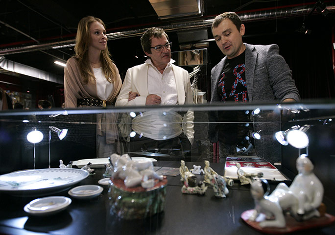 Moscow sex museum: TV host Dmitry Dibrov with his wife, Polina Nagradova