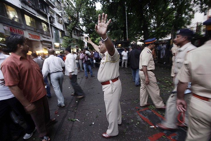 Mumbai Bomb attack: Bomb Attacks in Mumbai