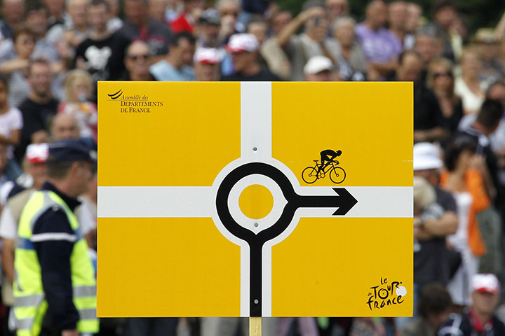 Tour de France Stage 12: Sign for the riders at the Tour de France