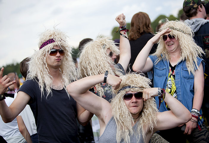 Sonisphere Festival: Glam rockers enjoy the music