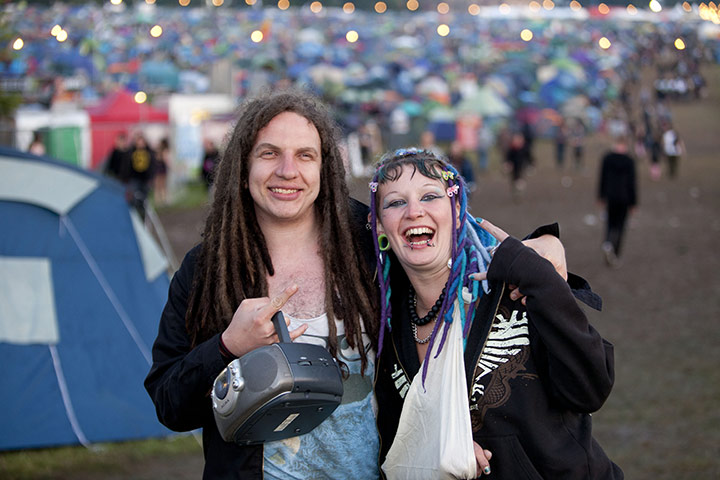 Sonisphere Festival: Festival goers enjoy their Saturday night