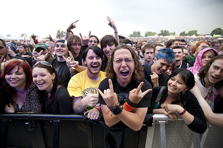 Sonisphere Festival: The crowd await Bill Baileys arrival on stage